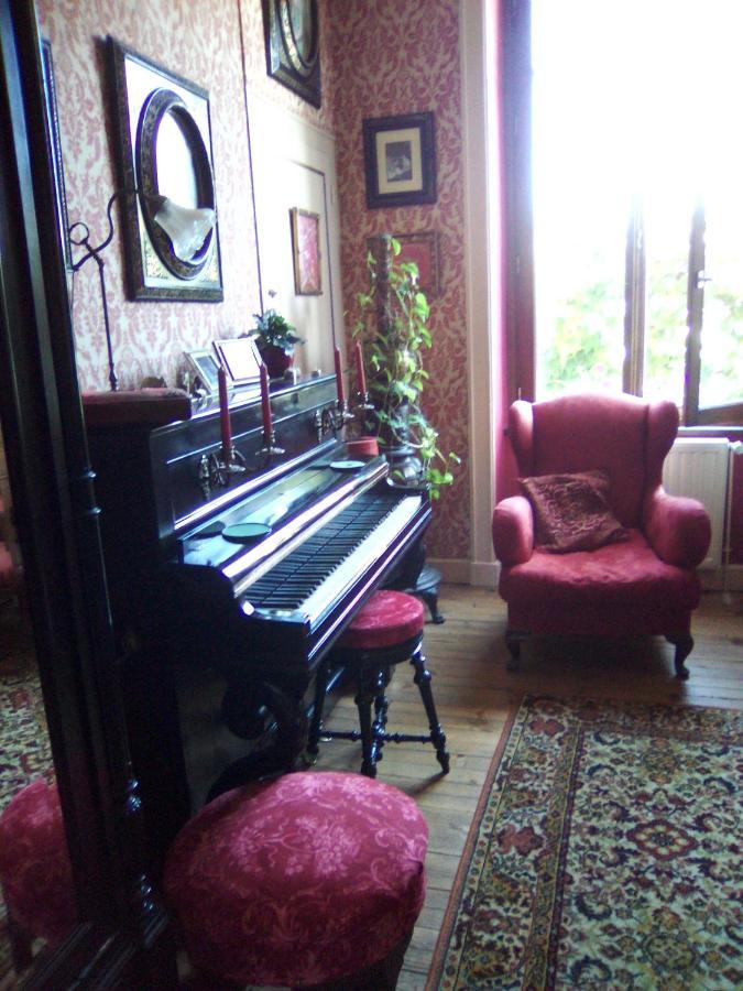 La Ganse Blanche Bed & Breakfast Usson-en-Forez Exterior photo