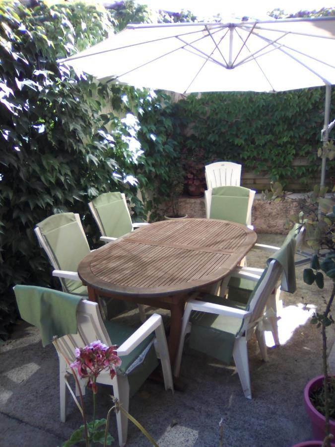 La Ganse Blanche Bed & Breakfast Usson-en-Forez Exterior photo