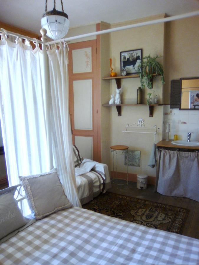 La Ganse Blanche Bed & Breakfast Usson-en-Forez Exterior photo